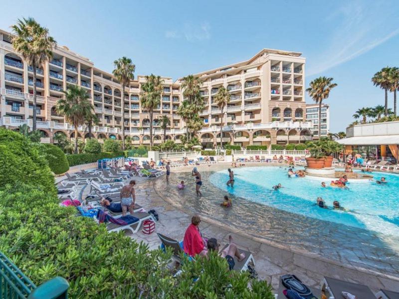 #Cannes Boccacabana Beach, Seafront, in Résid Pierre&Vacances 3 Stars Extérieur photo