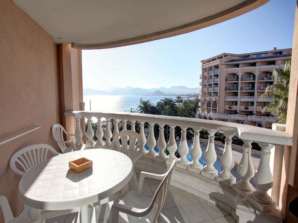 #Cannes Boccacabana Beach, Seafront, in Résid Pierre&Vacances 3 Stars Extérieur photo